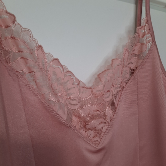 Free People Intimately FB Wild Bunch Bodysuit Pink Lace Trim Womens Size S Vneck - Picture 4 of 13